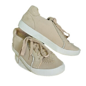 𝅺LA Sheelah Tennis Shoes Size 6.5